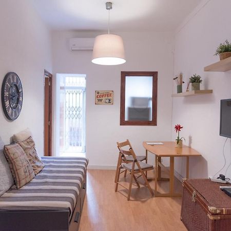 Sweet Bcn Studio With Terrace Barcelona Luaran gambar